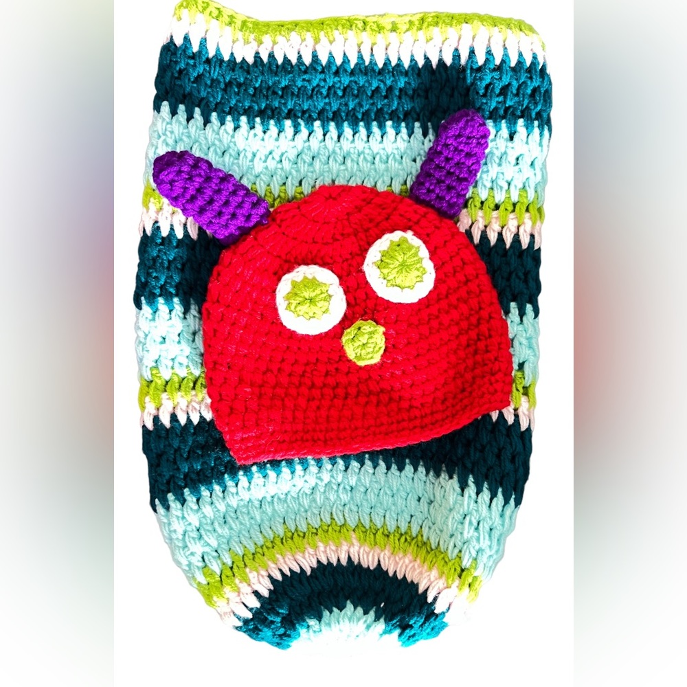 NWOT Newborn Caterpillar Colorful Matching Set-Perfect for New Baby Photos 🐛